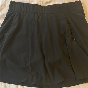 Talbots golf/tennis skirt with side zipper pockets